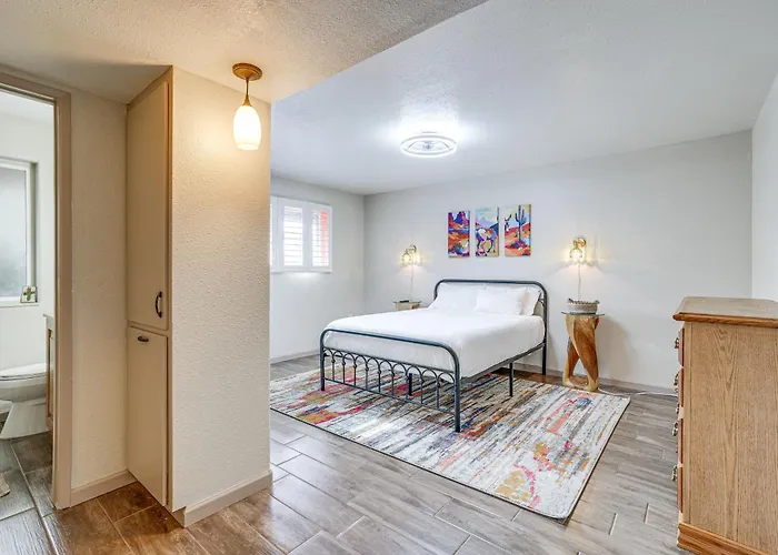 Close To Golf: Sun Escape W/ Furnished Porch! *
