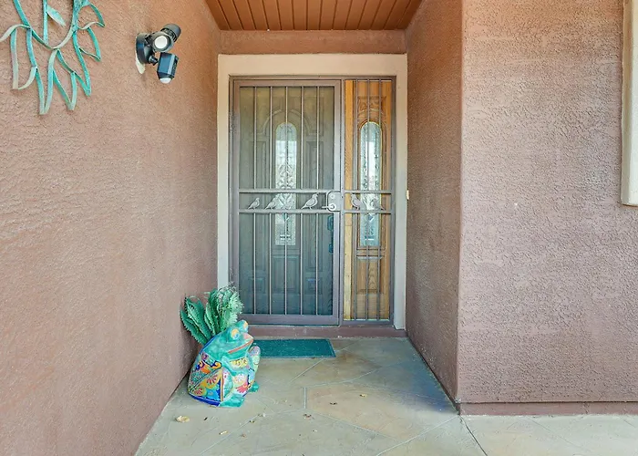 Close To Golf: Sun Escape W/ Furnished Porch! Sun City